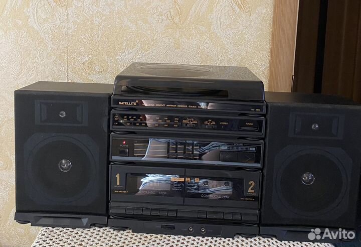 Музыкальный центр