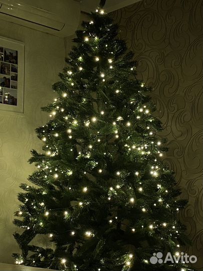 Ель искуственная литая 210см