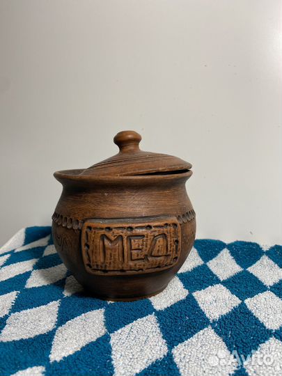 Горшочек из глины для меда