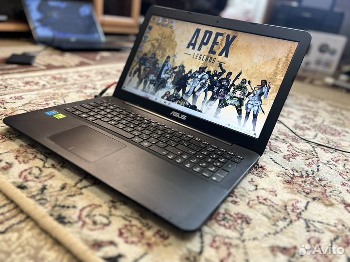 Игровой Ноутбук Asus i3-4005u/GeForce 920m 2гб