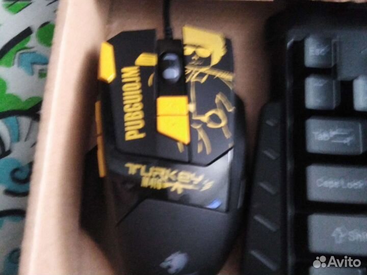 Игровая механическая клавиатура