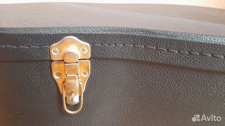 Кейс для гитары Martin