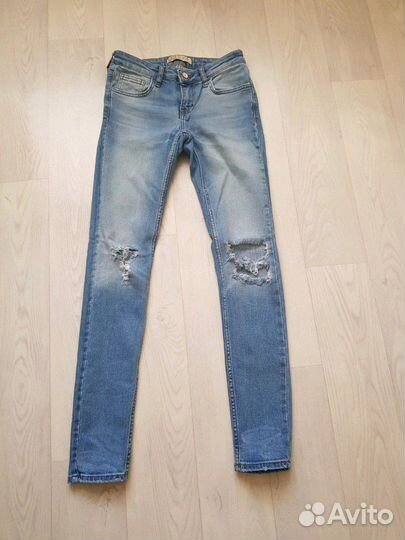 Джинсы zara