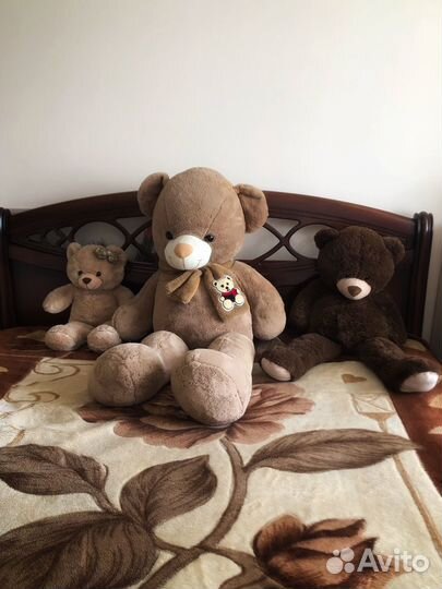 Большие плюшевые медведи