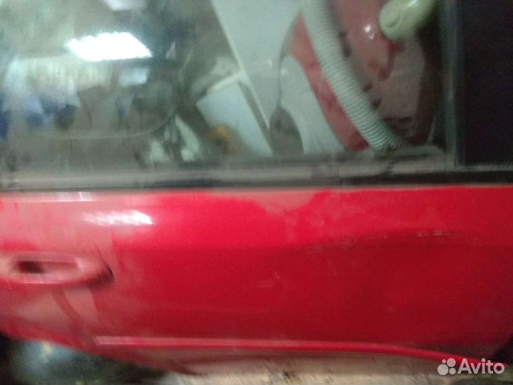 Двери правые на chevrolet lacetti