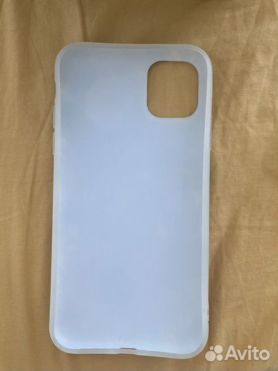 Чехол на iPhone 11