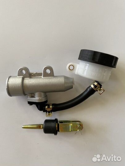 Главный тормозной цилиндр, в сборе