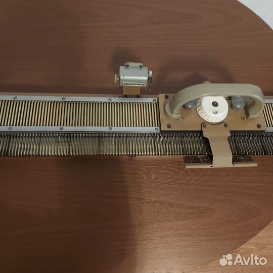 Ручная вязальная машинка Северянка СССР в кейсе