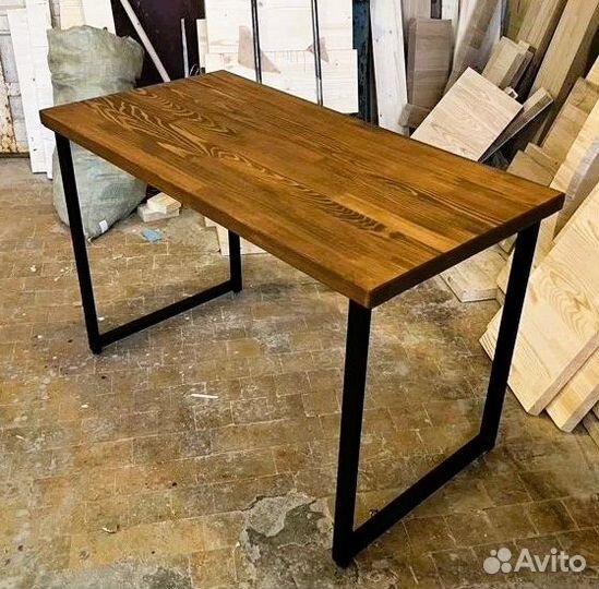 Письменный компьютерный стол в стиле лофт