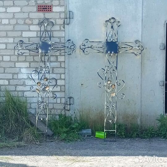 Крест кованый