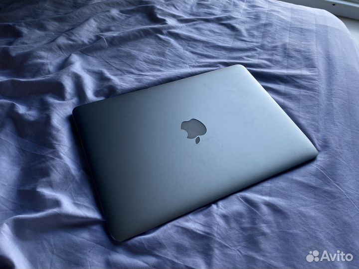 MacBook Air (13-inch Mid 2013)