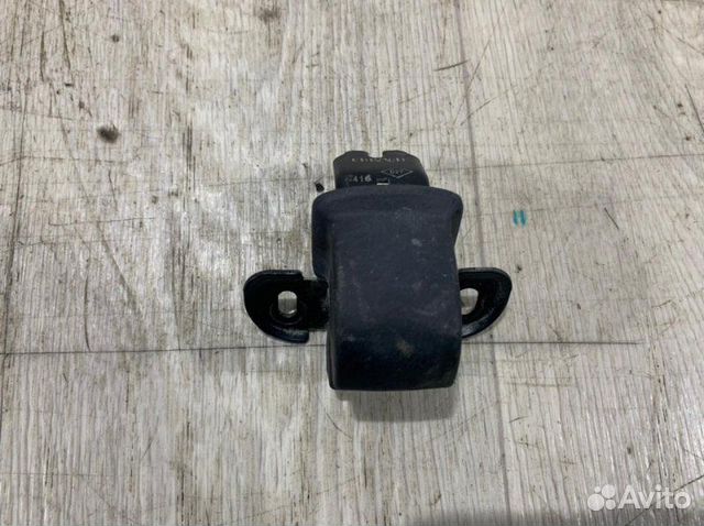 Замок двери распашной Лада Ларгус 2012