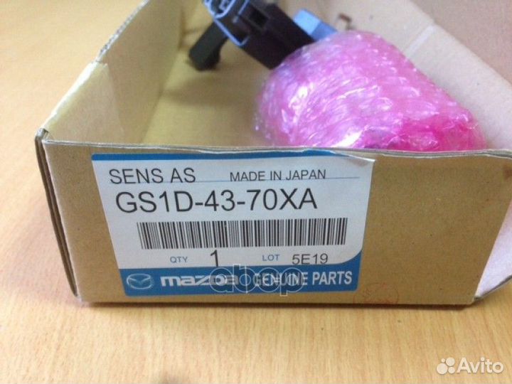 Датчик ABS перед прав 90554;GS1D-43-70X;06