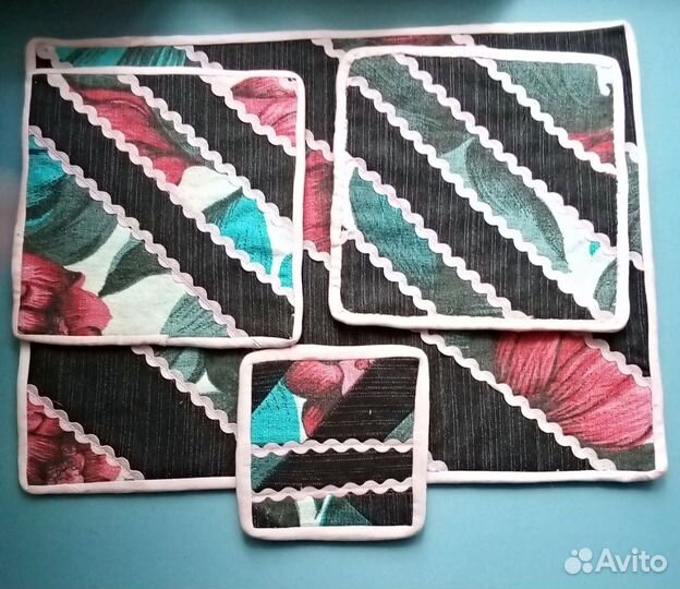 Набор салфеток под горячее