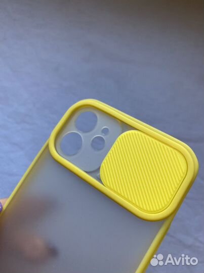 Чехол на iPhone 12 с защитой камеры