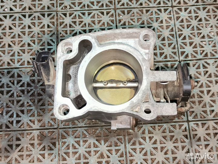 Заслонка дроссельная Ford Focus I 1.6 8V