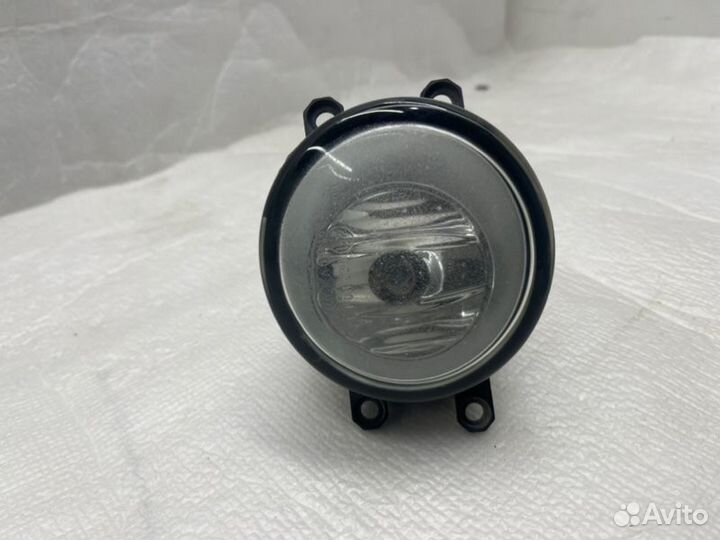 Фара противотуманная правая Toyota Camry V50