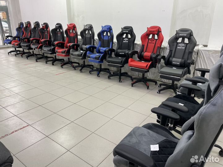 Игровое кресло компьютерное кресло