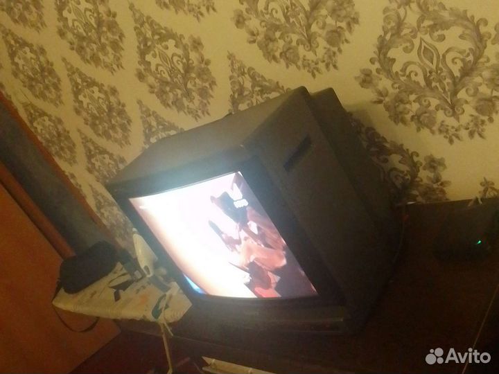 Телевизор бу sony