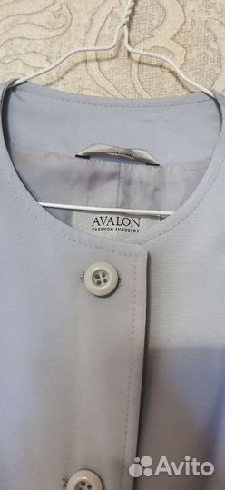 Плащ женский