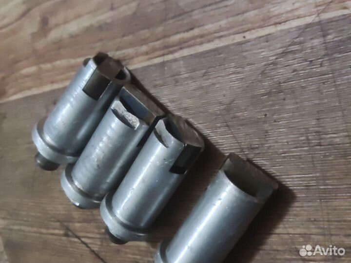 Толкатели К750