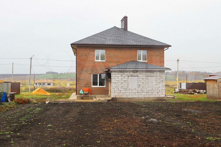 Коттедж 202,2 м² на участке 15 сот.