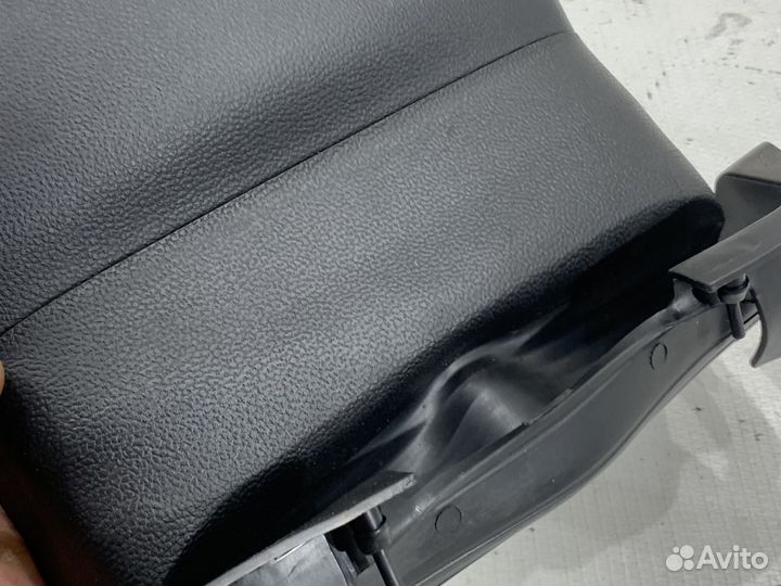 Кожух рулевой колонки верхний Baic U5 Plus