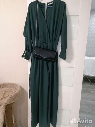 Комбинезон женский