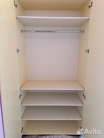 Двухъярусная кровать б/у с шкафом