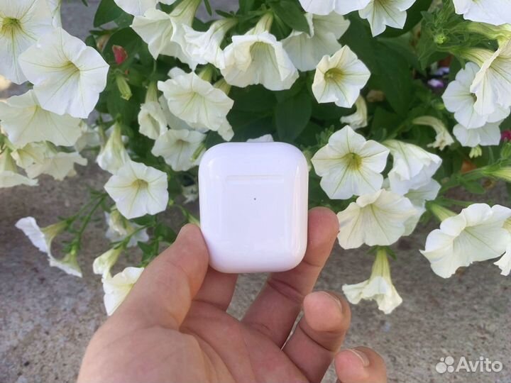 AirPods новые