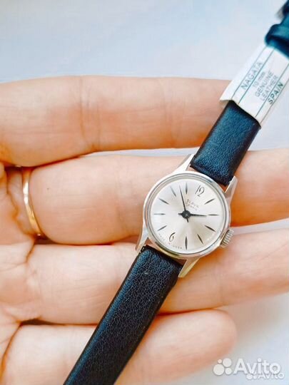 Часы СССР слава женские