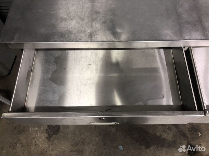 Стол с ящиками из нержавеющей стали 150х60