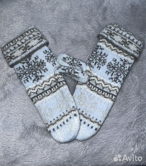 Зимний комплект шапка/шарф/варежки