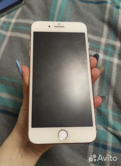 iPhone 8 Plus, 128 ГБ