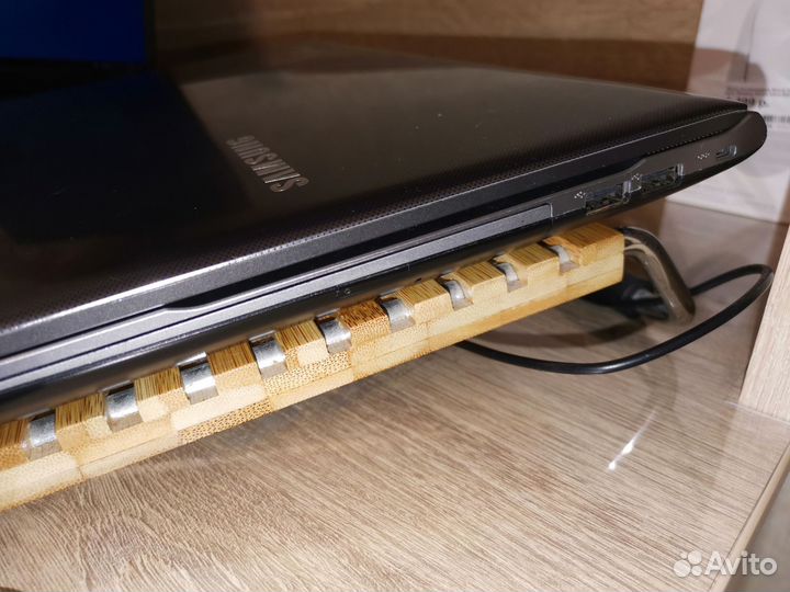 Ноутбук Samsung