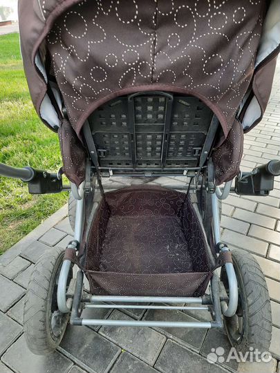 Прогулочная коляска 2 в 1