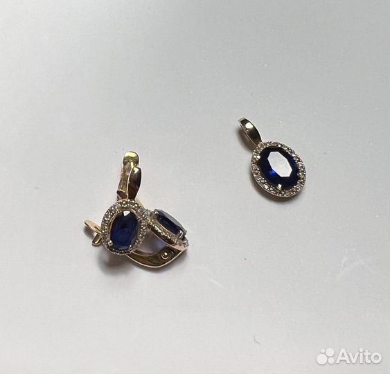 Серьги с кулоном