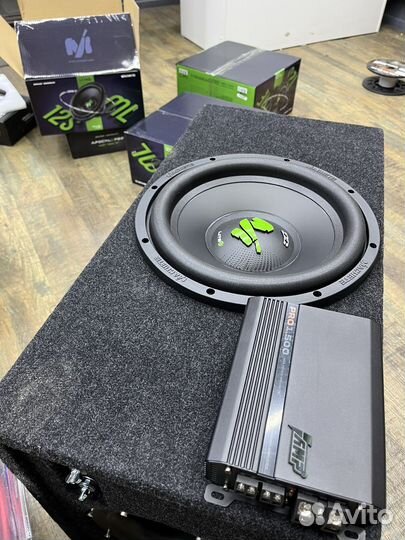 Сабвуфер в сборе с усилителем и проводам