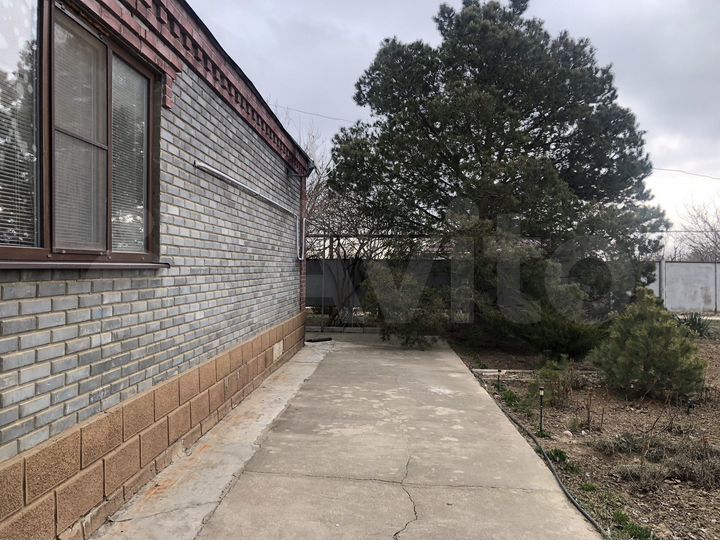 Дом 185 м² на участке 15 сот.