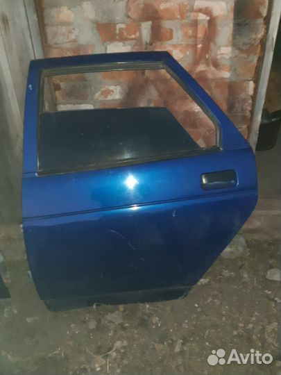 Задние двери ваз 2110