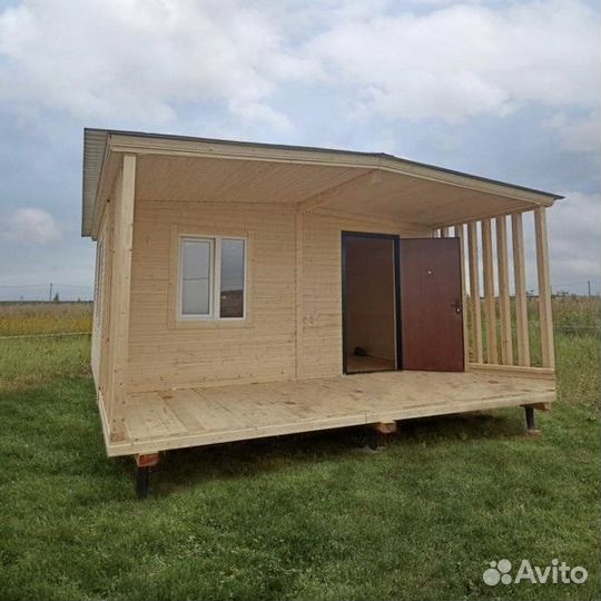 Бытовка для дачи с верандой