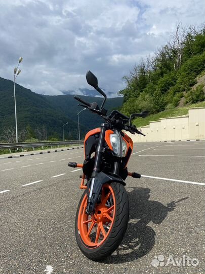 KTM 390 Duke