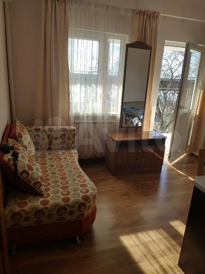 Комната 15 м² в 2-к., 1/3 эт.