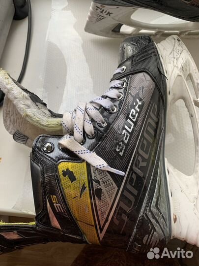 Коньки хоккейные профессиональные