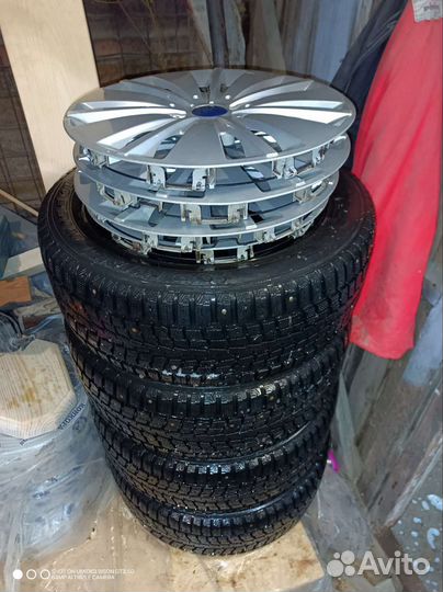 Dunlop SP Winter Ice 01 205/55 R16