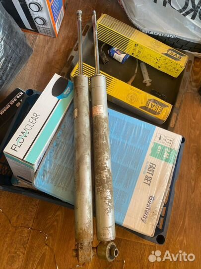 Амортизаторы передние и задние Mercedes Benz c