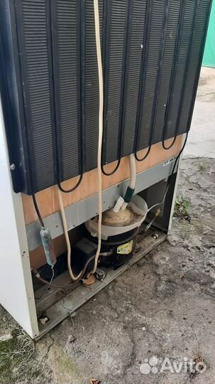 Холодильник indesit на запчасти