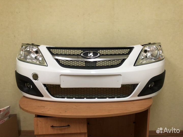 Новый передний бампер Лада Ларгус в цвет авто