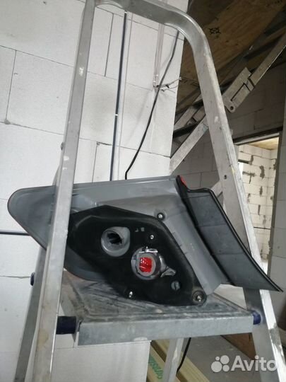 Фонарь тойота камри v50, 50