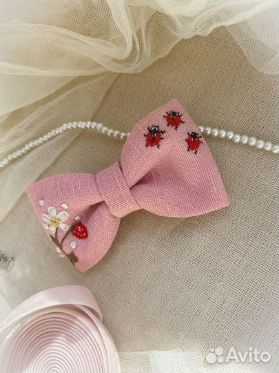 Заколки с вышивкой. Ручная работа